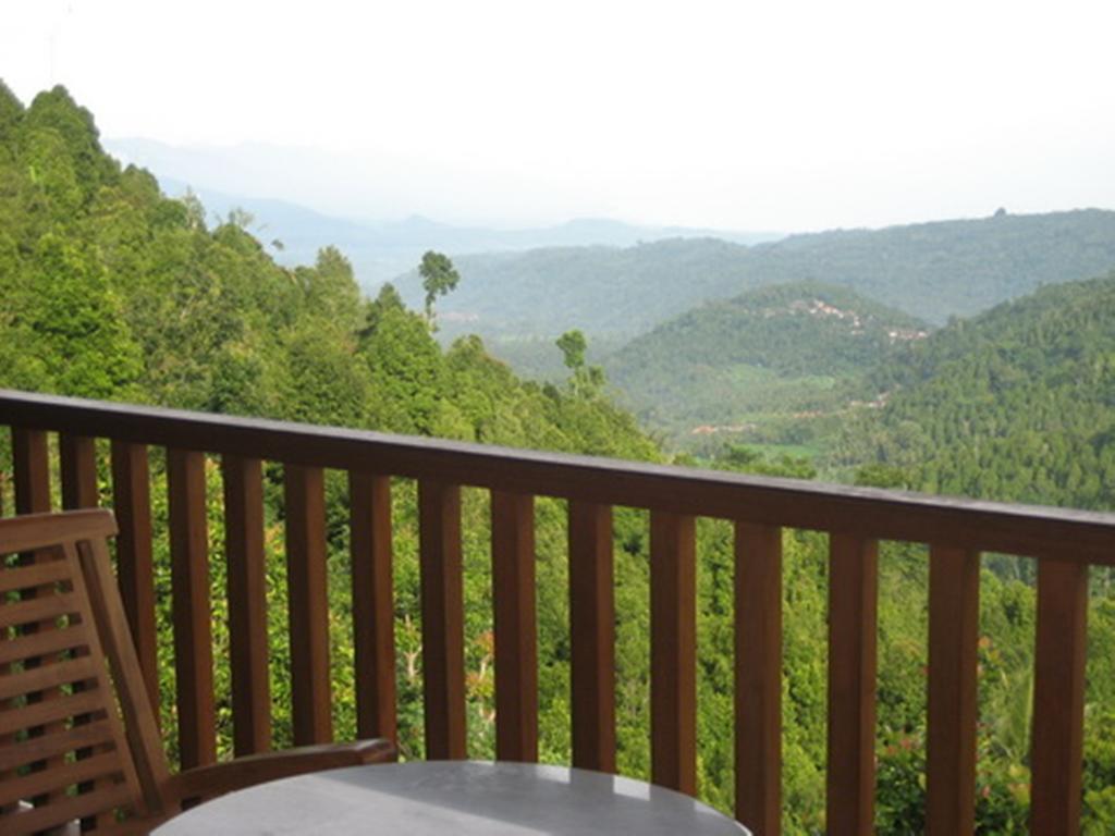 Munduk Sari Resort Екстериор снимка