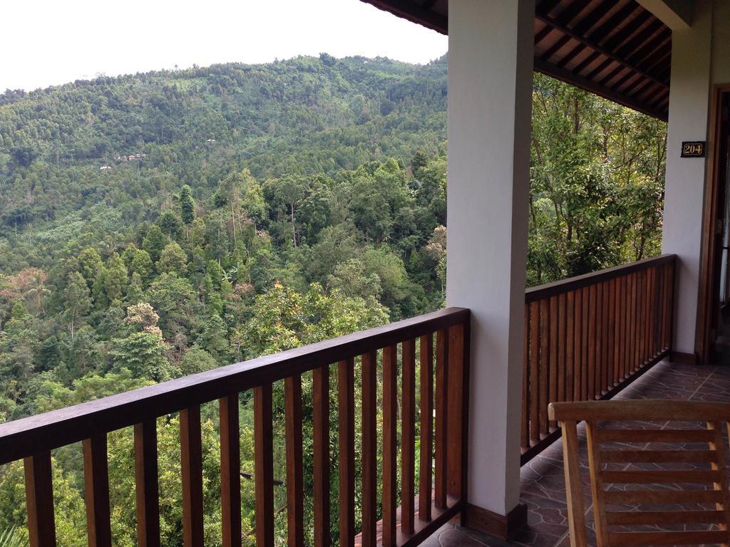 Munduk Sari Resort Екстериор снимка